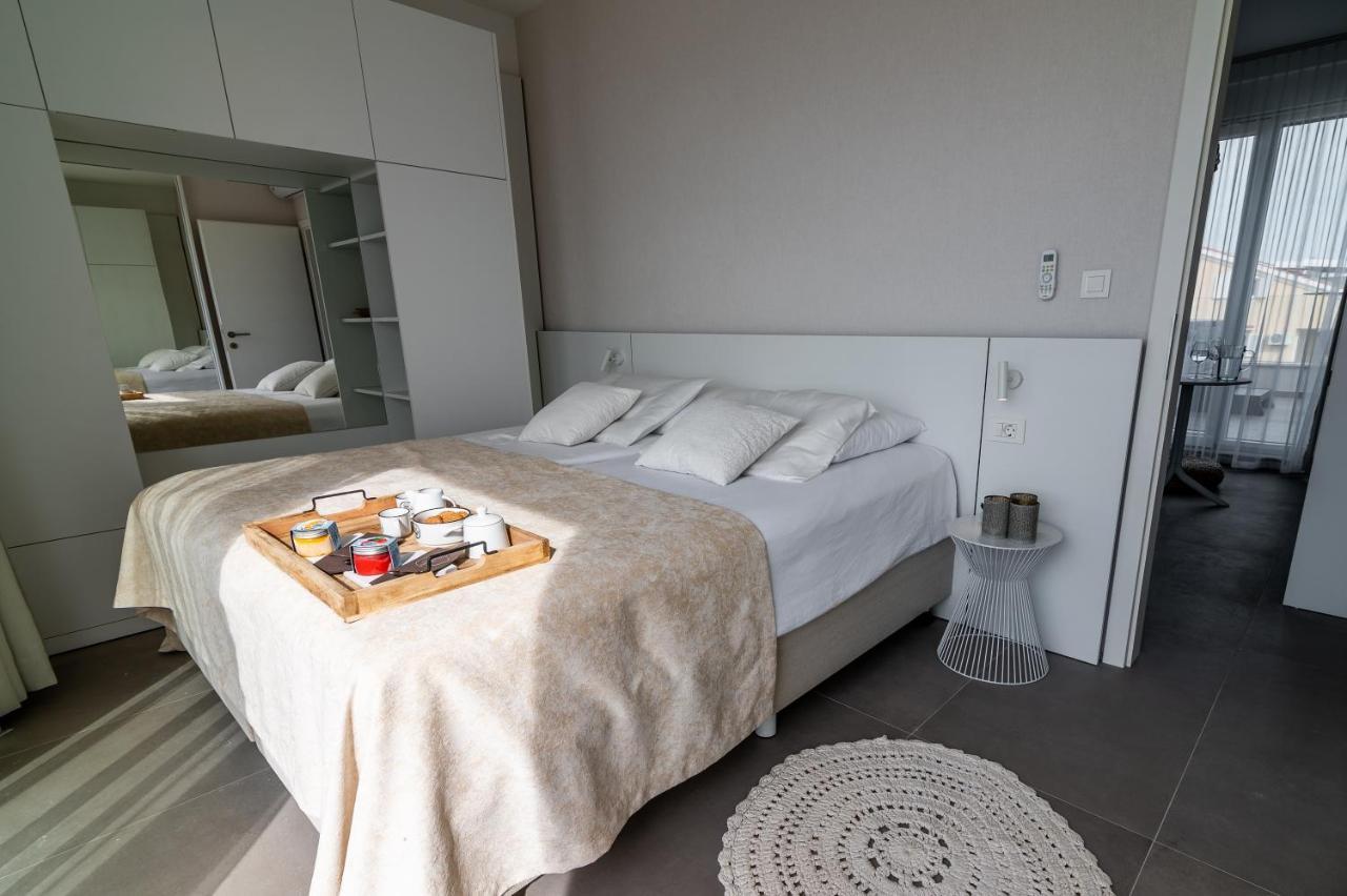 Villa Natura Luxury Apartments Mandre Exteriér fotografie